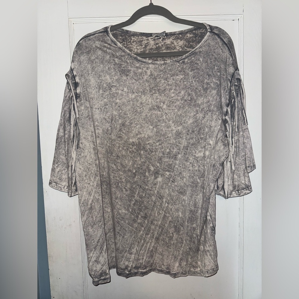 Acid washed grey fringe shirt